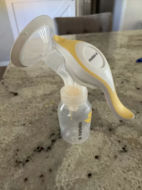 Medela Harmony Manual Breast Pump