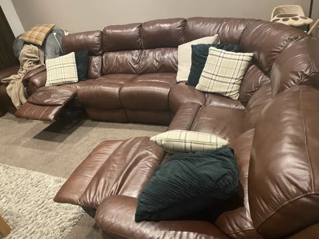Dfs distressed on sale leather sofa