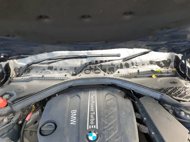 BMW Serie 3 F30 2011 - 2019 Pannello Scuttle e Copertura Laterale Finiture