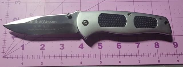 Smith & Wesson  S.W.A.T.  1st Production Run Folding Knife. Free Shipping