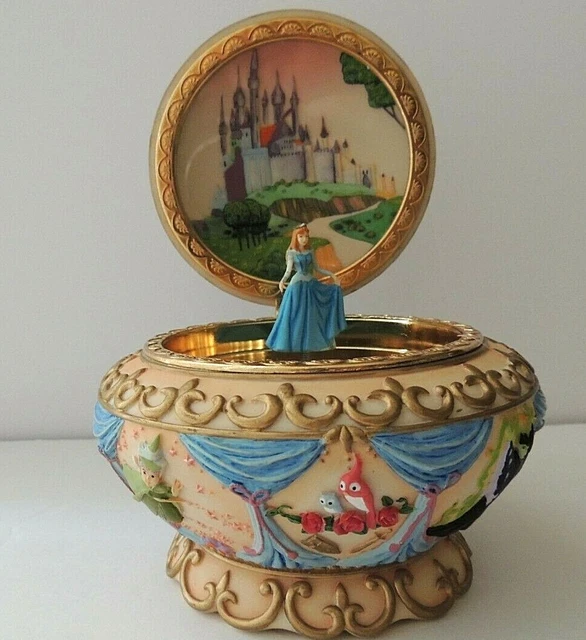 light blue dress mini Disney Princess Sleeping Beauty Aurora with Blue Bird Collectible Trading Pin main image 1