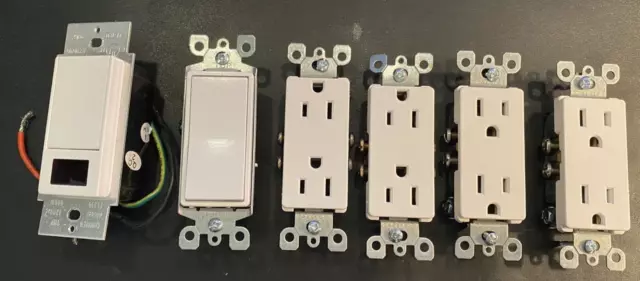 Lot 6 Misc White Residential Electrical Duplex Receptacle Outlet-Plug & switches