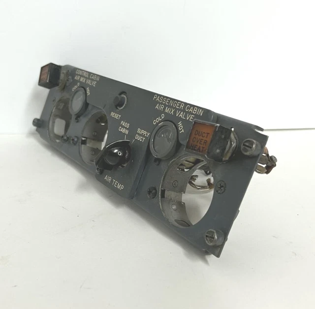 Boeing 727 Aircraft Control Cabin Panel P/N 69-17533-4