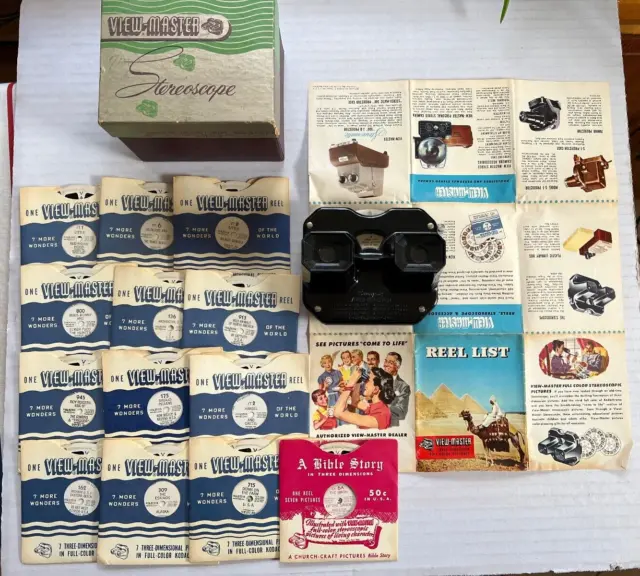 Sawyer's INC. View-Master Stereoscope with Box and 14 Reels Vintage 1954