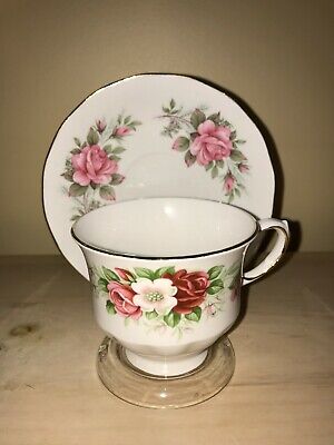 QUEEN ANNE Ridgway 8499 Tea Cup & Saucer? Bone China England Pink Roses Flowers