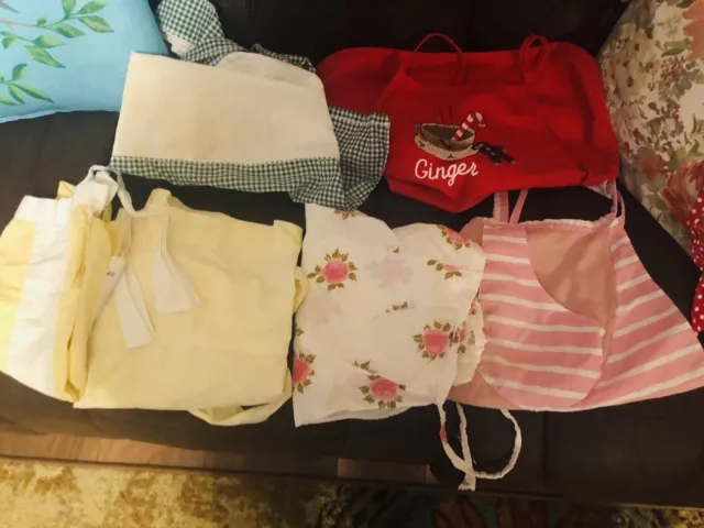 lot 6 vtg girls small kitchen aprons Baking multicolored