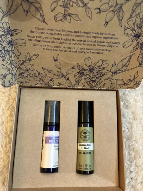 Neals Yard Remedies Relax Gift Set