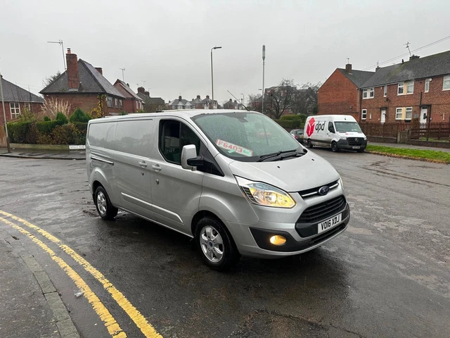 2016 Ford Transit Custom 2.2 TDCi 170ps Low Roof Limited Van PANEL VAN Diesel Ma 2016 Ford Transit Custom 2.2 TDCi 170ps Low Roof Limited Van PANEL VAN Diesel Ma