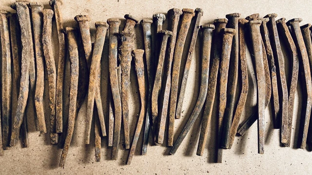 Antique Wrought Iron Cut Nails w/ Square Heads Restoration Real Antique Hardware 3