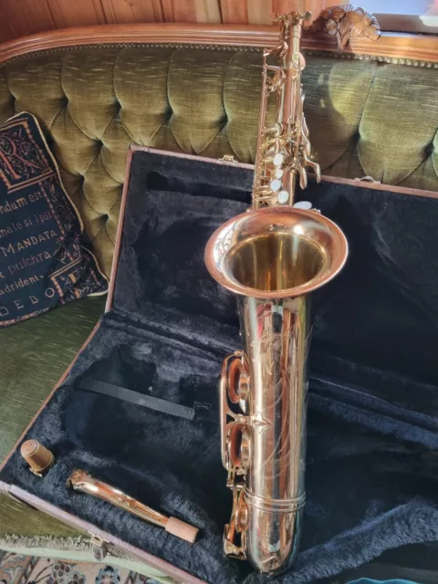 Tenor Saxophon NOVA mit Gravur