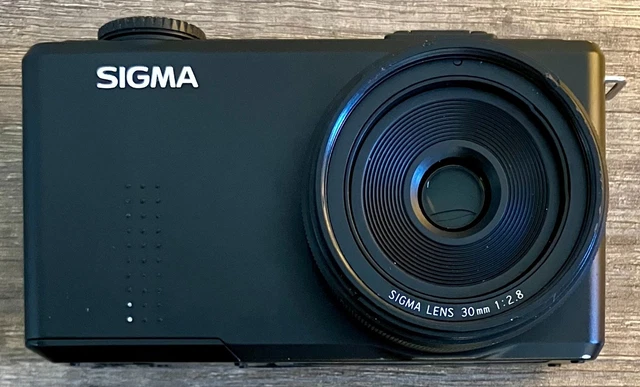 SIGMA DP2 MERRILL, Black - Used but Good Condition, DEFECT #629