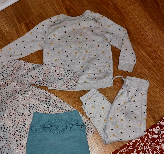 #3 Large Bundle Of Girls Clothes Age 2-3 Years Outfits Dungarees Dress Skirt 10