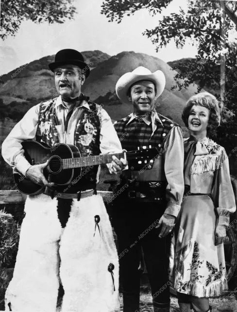 8174-10 Roy Rogers Dale Evans on The Red Skelton Show TV 8174-10 8174-10