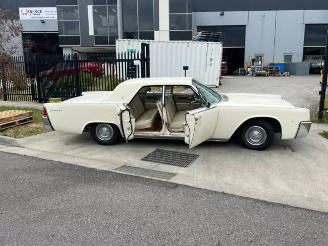 1961 Lincoln Continental