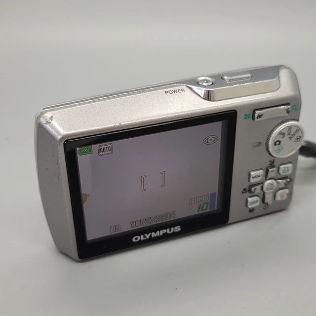 Olympus Mju 740 7,1 megapixel fotocamera digitale compatta argento testato 6