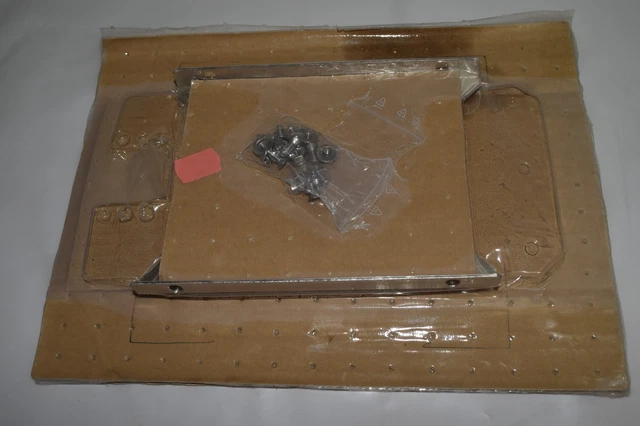 ^^ NATIONAL INSTRUMENTS 18 Fessura Pxi Telaio Anteriore Rack Montaggio Kit -