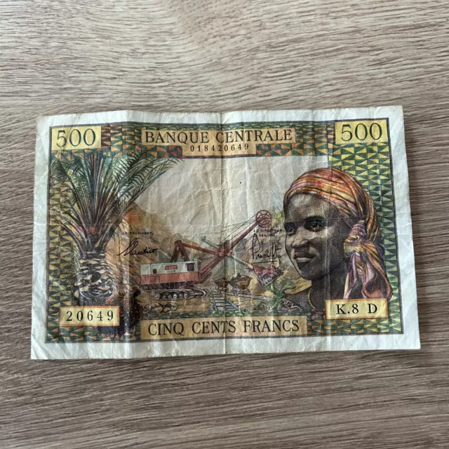 Central Bank of Equatorial African States & Cameroon 500 Francs Bank Note