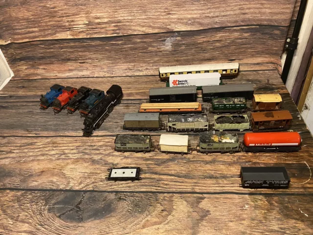 Triang/Hornby OO Gauge Job Lot Of Wagons/coaches/Locos. Spares Or Repairs Only