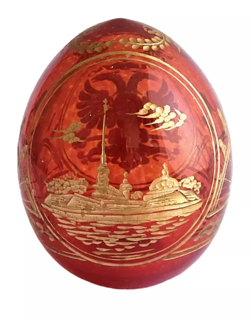 Copie œuf Fabergé rouge en verre -Saint Pétersbourg