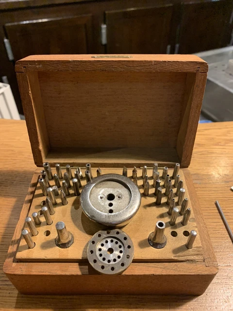 Lot De Matériel D'horlogerie Ancien Boley - Ressorts, Outils - Occasion - Pour Restauration Ou Décoration