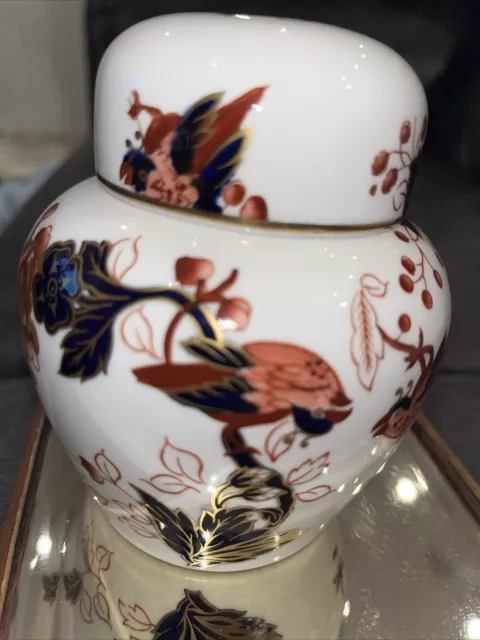 1980’s Coalport “HongKong” Bone China Ginger Jar 12 cms