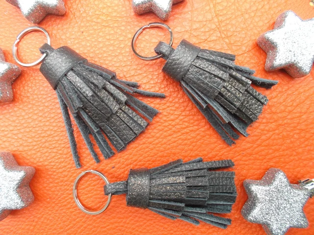 Porte-clés bijou de sac pompon bleu électrique en fourrure synthétique
