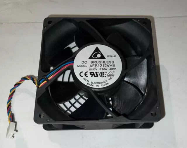 NEW Delta AFB1212VHE 12V 0.90A 12CM 12038 4-wire PWM cooling fan