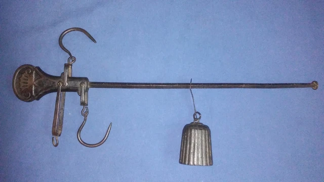 Antique Primitive VTG Iron Blacksmith Forge Hanging Balance Scale Steelyard Farm