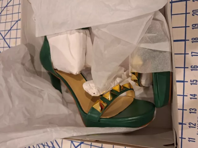 Michael Kors Margot Platform Heels Pyramid Studs  Jewel Green Size 9 New in Box