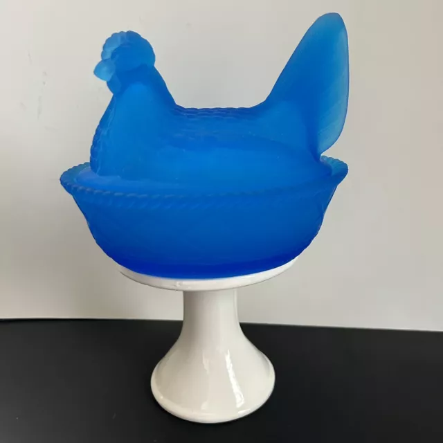 VTG Westmoreland Chicken Cobalt Blue Satin Frosted Glass Hen Nest Dish Basket