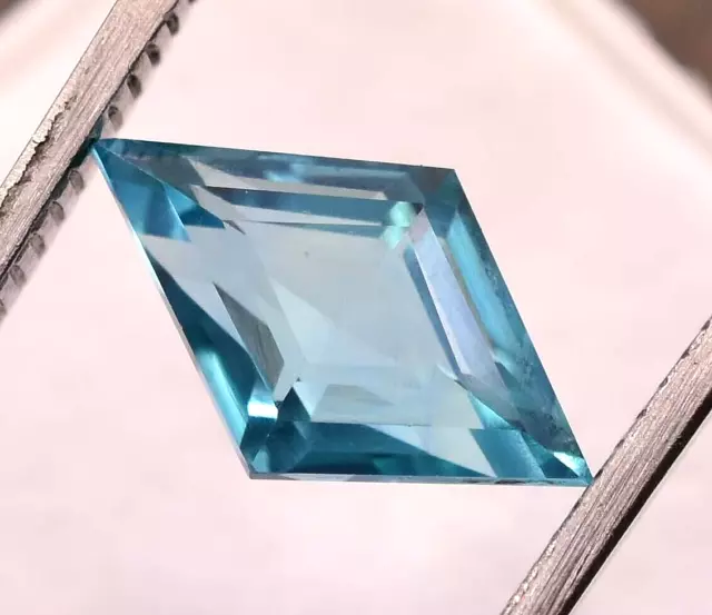 Natural Bi-Color Parti Sapphire 5.10 CT Attractive Fancy Shape Loose Gemstone A+ 3