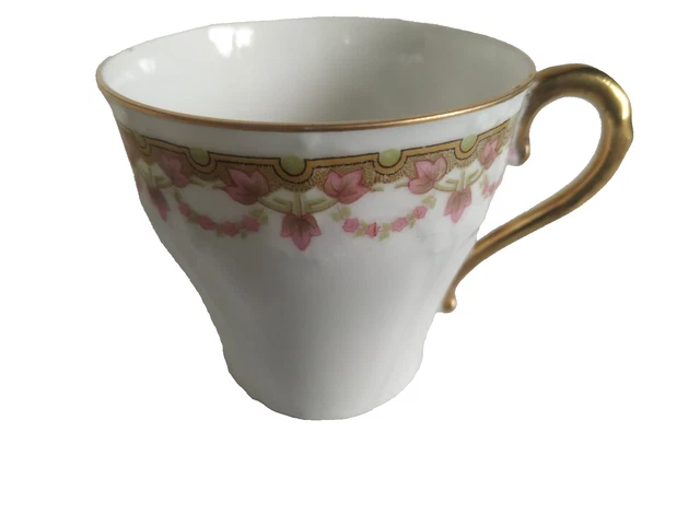 Service à café en porcelaine Josie - L'atelier Belle Lurette Service à café en porcelaine Josie - L'atelier Belle Lurette