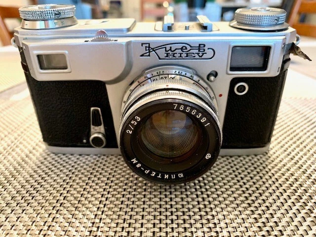 Kiev 35mm working Rangefinder Camera With Jupiter 8 Lens plus Kiev case