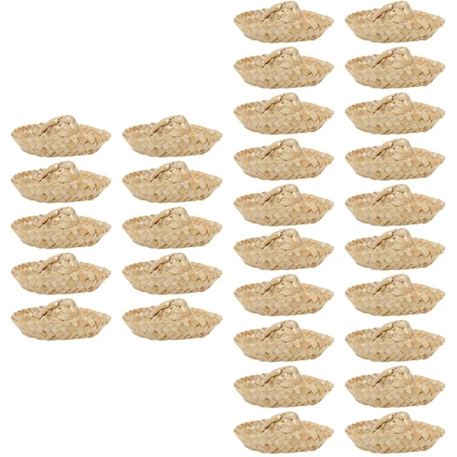 Six chapeaux de paille pour poupées