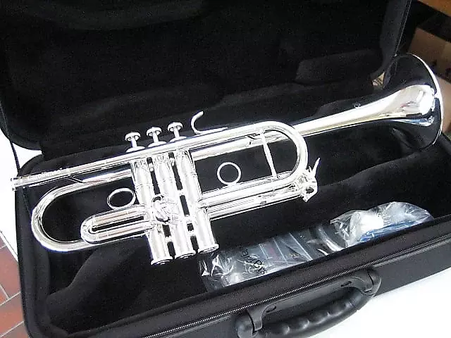 New Carol Brass 5062-H-GSS-C-S Professional C Trumpet Silver Plated with Case 2