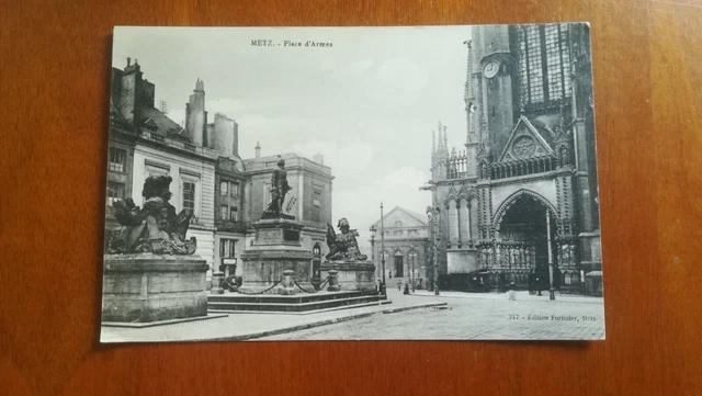 CPA - 57 - METZ - Place d'Armes