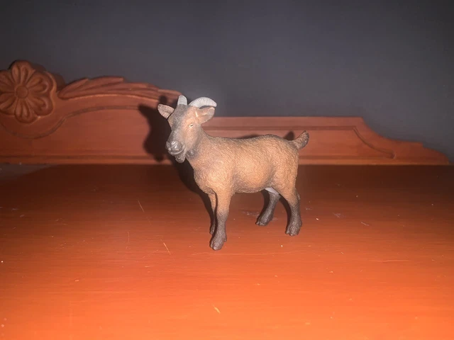 Schleich Female Goat #13828