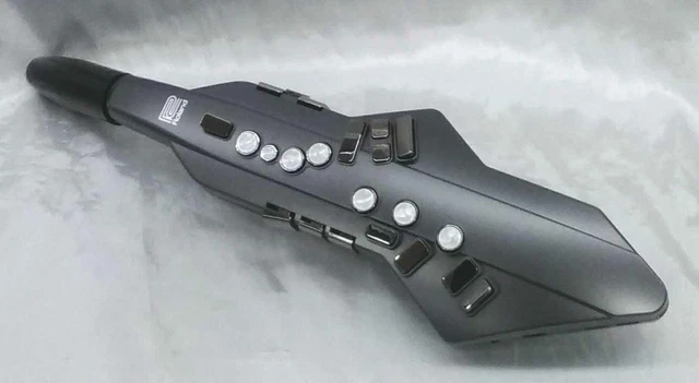 Roland AE-05 Aerophone GO Instrument à vent numérique testé en...