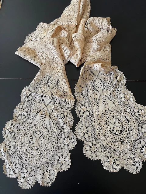 Antique Lace - Circa 1880-1900, Fine Silk Maltese Lace Lappet/Scarf Antique Lace - Circa 1880-1900, Fine Silk Maltese Lace Lappet/Scarf