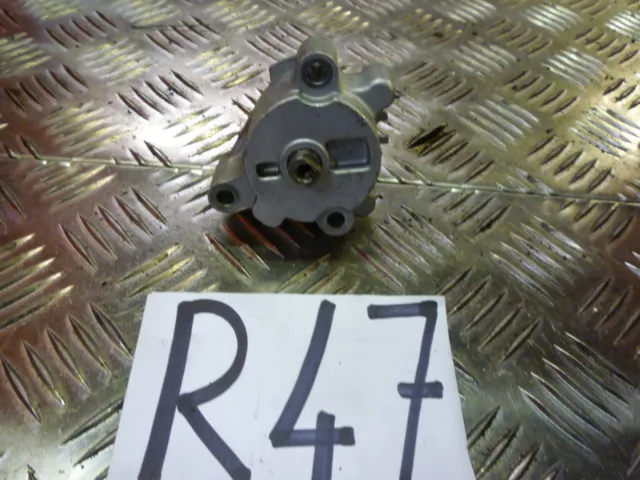 R47 TRIUMPH DAYTONA 955i ENGINE OIL PUMP *FREE UK POST*