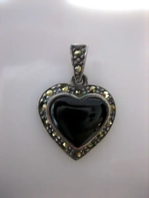 Vintage Solid 925 Sterling Silver Natural Onyx Heart Marcasite Pendant