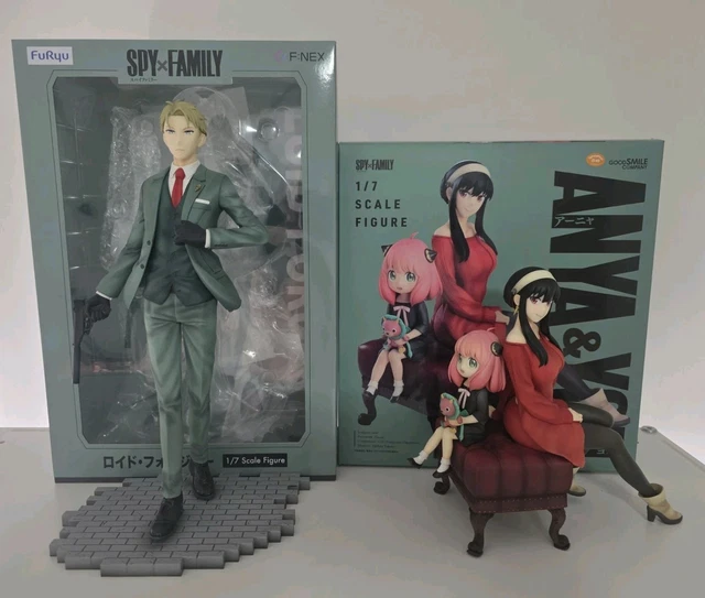 Statue Spy X Family Loid Forger – 19 Cm – SEGA – Vêtements Unis – Collection Anime