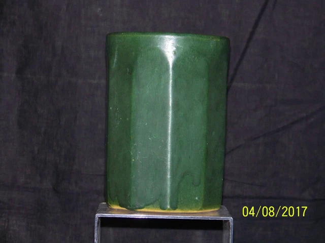 c1905 Arts & Crafts Mission Style Zanesville#203 Cucumber Glaze Art Pottery Vase