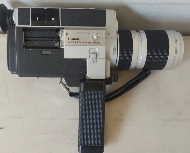Vintage 70s Canon Auto Zoom 1014 Electronic Super 8 movie camera.📹