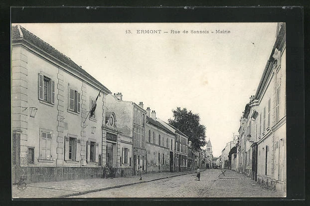 CPA Ermont, Rue de Sannois, Mairie