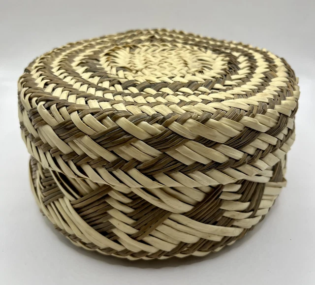 Southwestern Round Basket With Lid 3.5” H 7” W Grass Weave