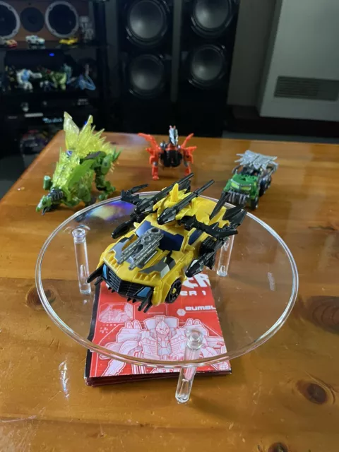 Hasbro Bumblebee Transformers Prime Beast Hunters Deluxe Class