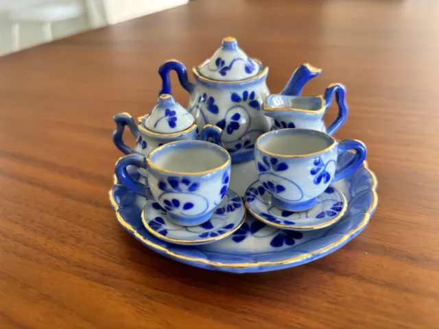 Vintage Miniature Teaset Tea Set On Tray - Blue & White Design With Gilt Trim