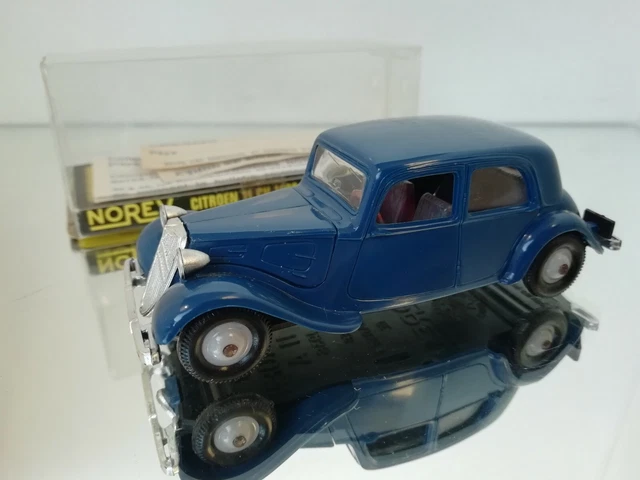 Norev n°29 Citroen 11 Cv Plastique En Bleu En Boîte 1:43