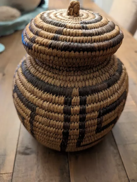 Vintage Native American Indian Woven Coiled Lidded Basket California Papago